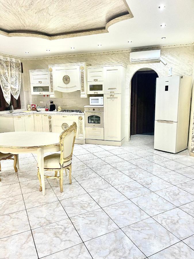 Gold Luxury Suite Home Roma Exterior photo